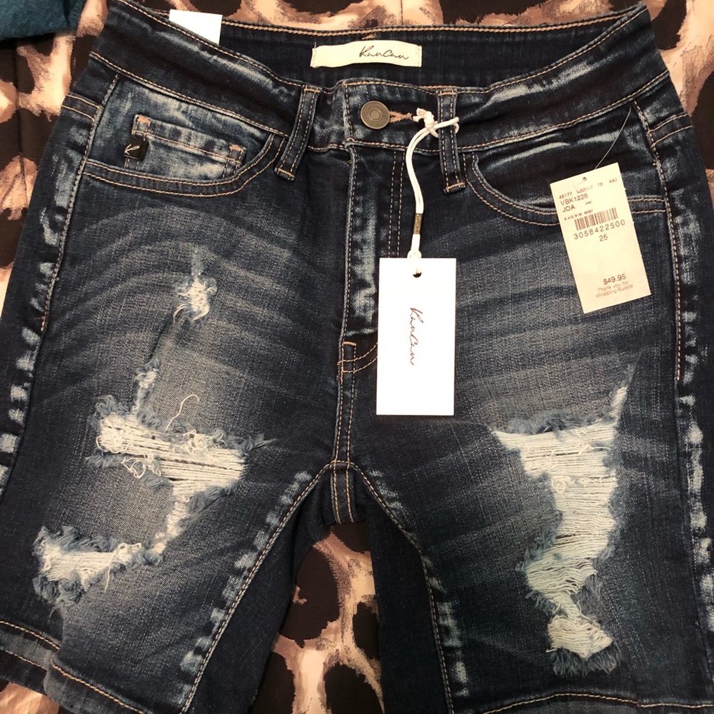Kancan shorts brand new size 25